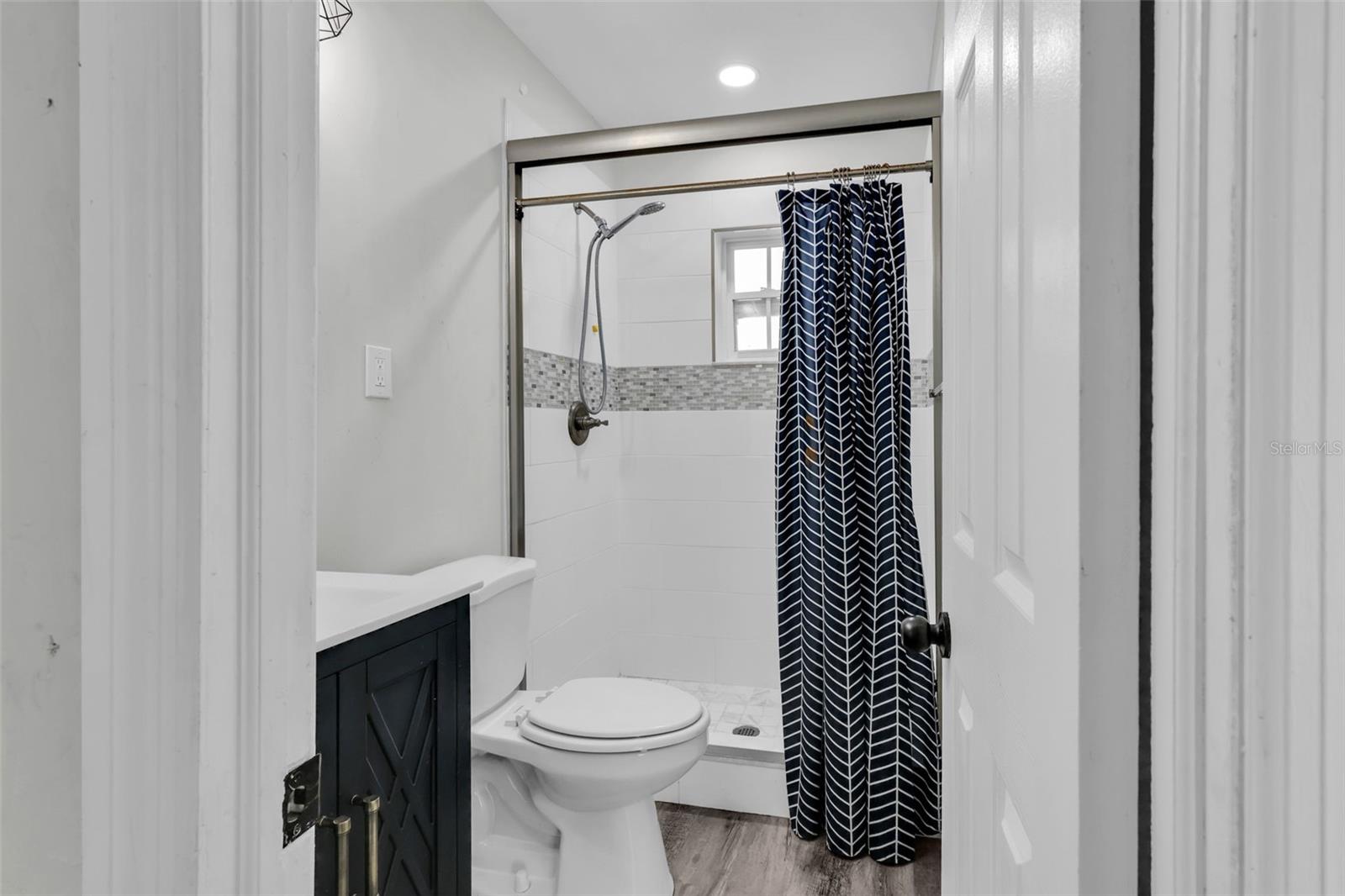 246 MAGELLAN DR — photo 17
