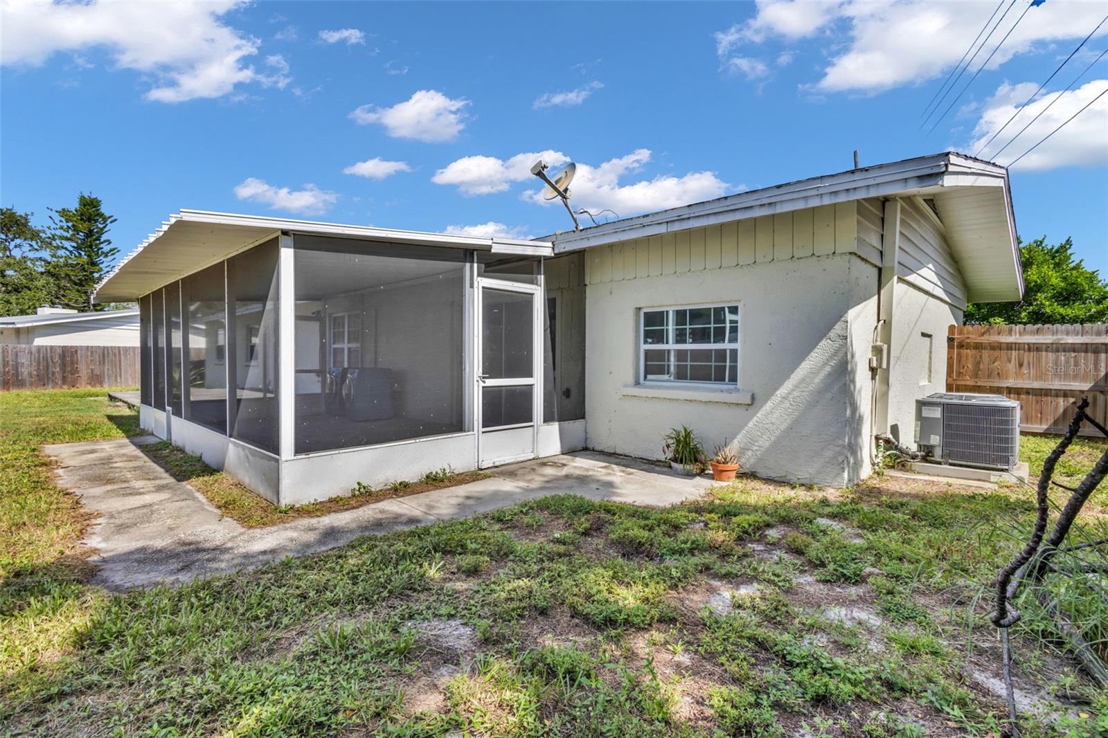 246 MAGELLAN DR — photo 14