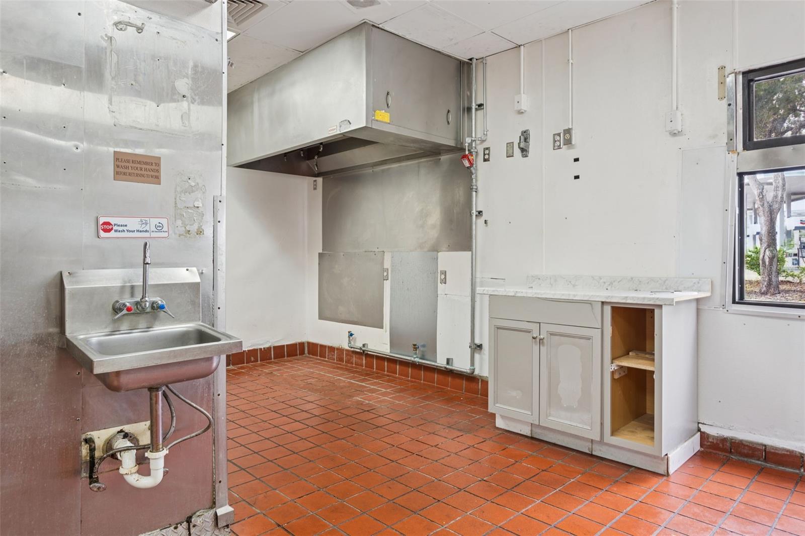 6620 E DR MARTIN LUTHER KING JR BLVD — photo 16