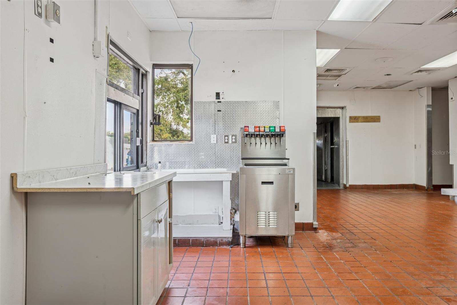 6620 E DR MARTIN LUTHER KING JR BLVD — photo 15