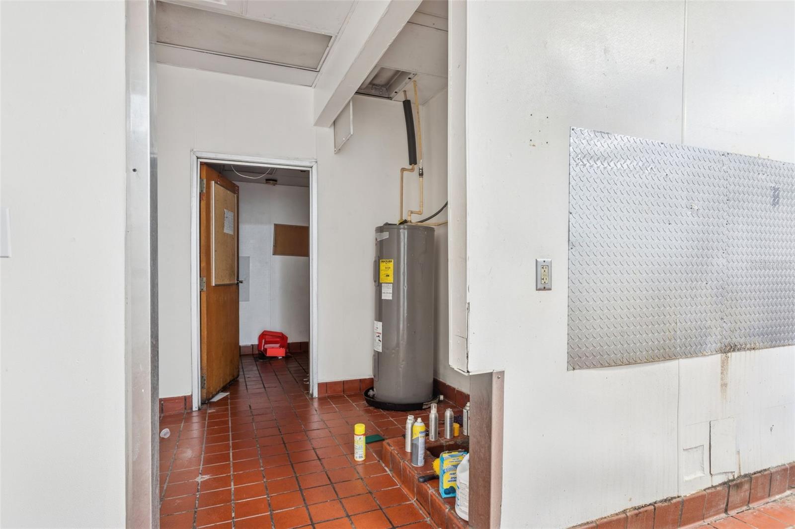 6620 E DR MARTIN LUTHER KING JR BLVD — photo 21