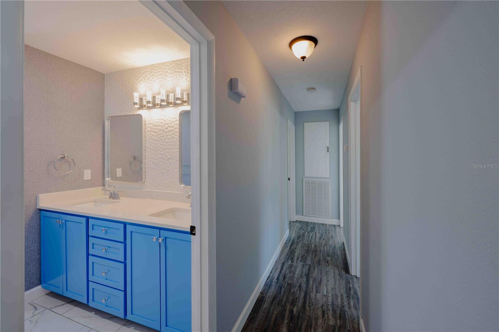 206 JAMES ST — photo 13