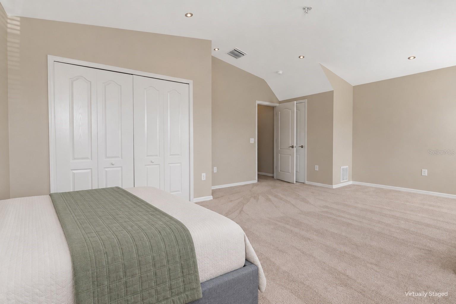 4250 WARWICK HILLS DR — photo 34