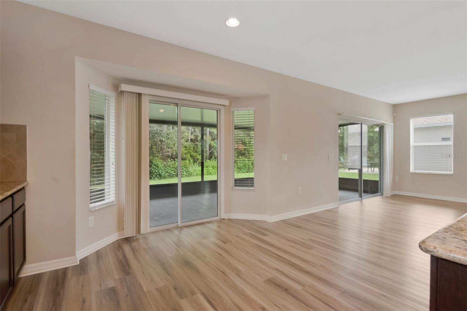 4250 WARWICK HILLS DR — photo 19