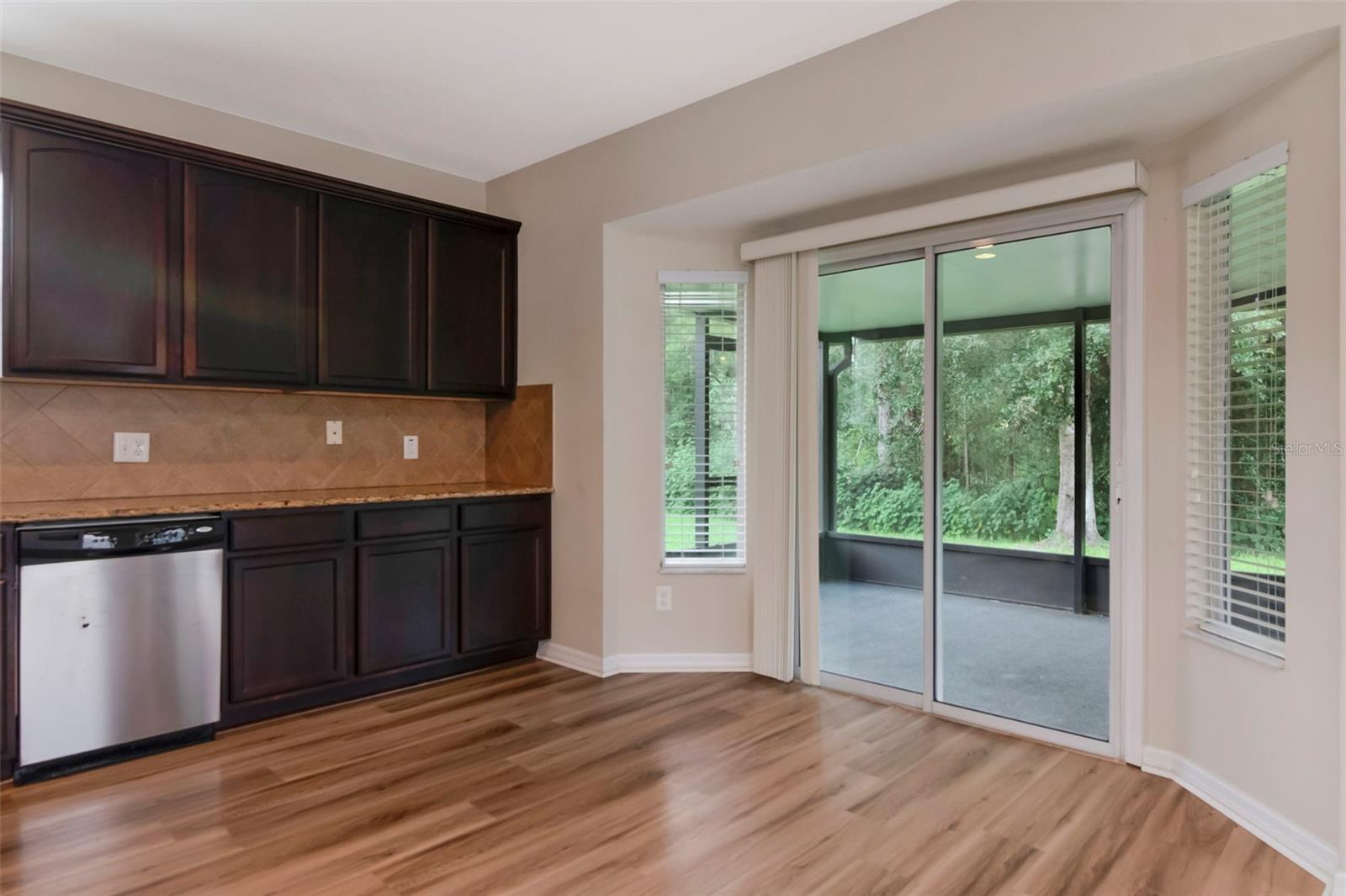 4250 WARWICK HILLS DR — photo 18