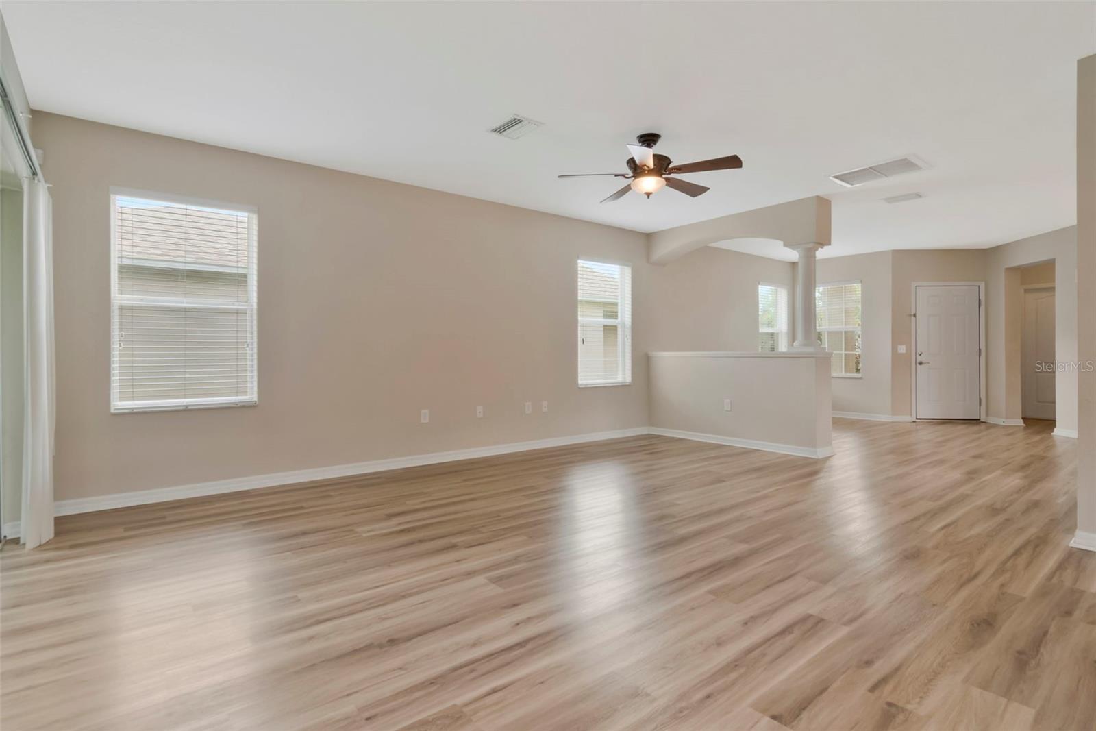 4250 WARWICK HILLS DR — photo 14