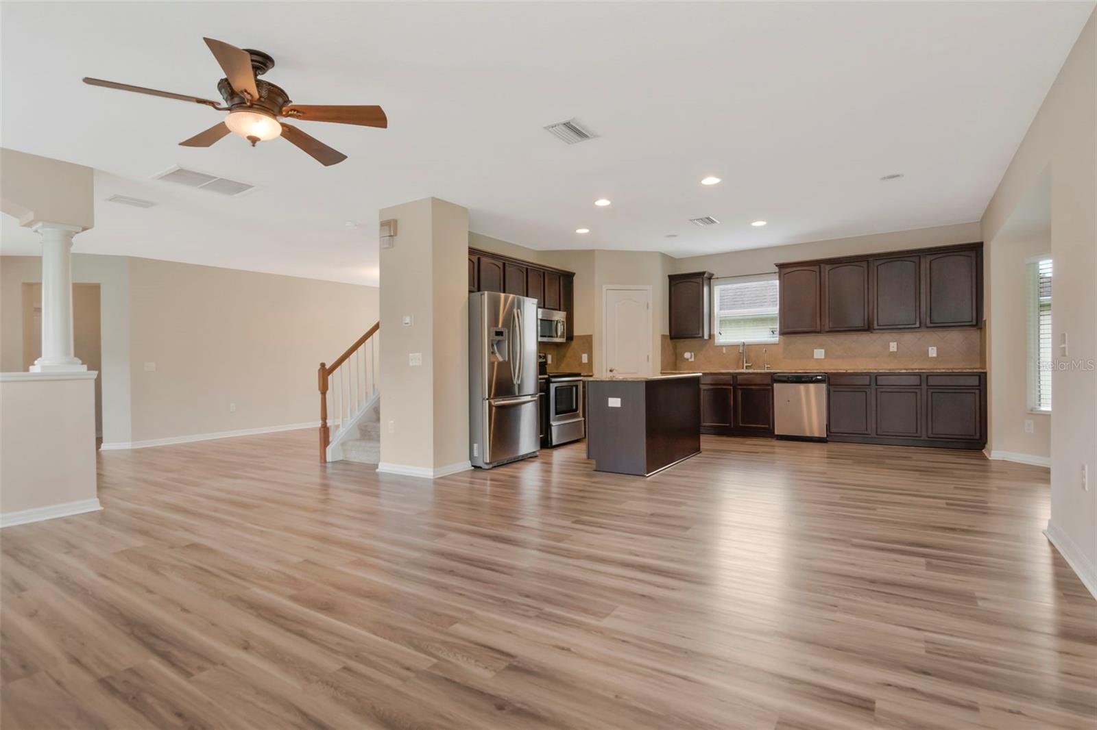 4250 WARWICK HILLS DR — photo 12