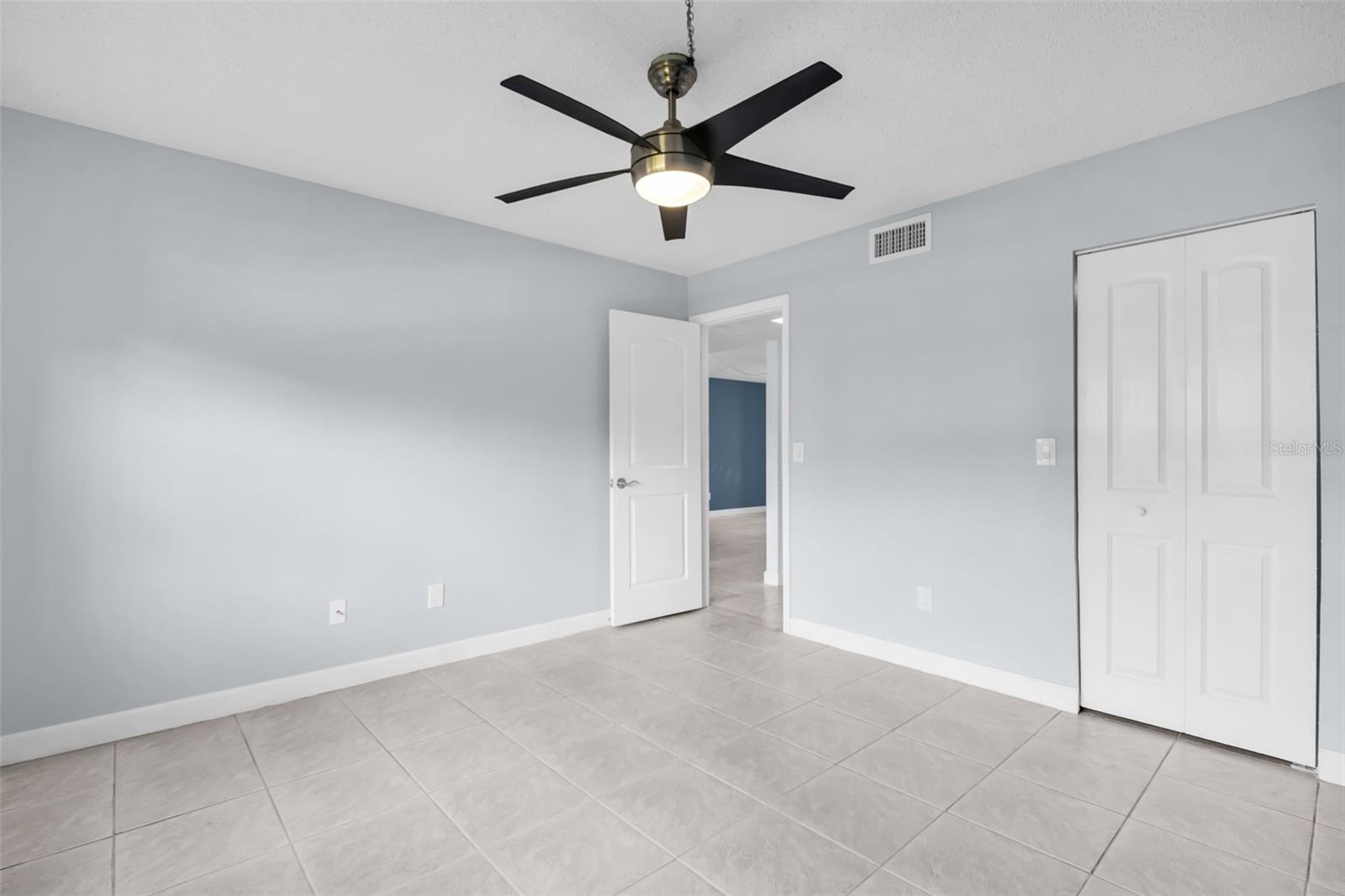 2400 WINDING CREEK BLVD #18-105 — photo 30