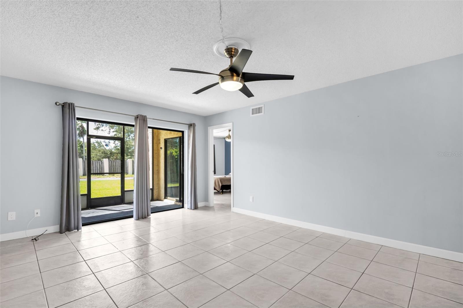 2400 WINDING CREEK BLVD #18-105 — photo 16