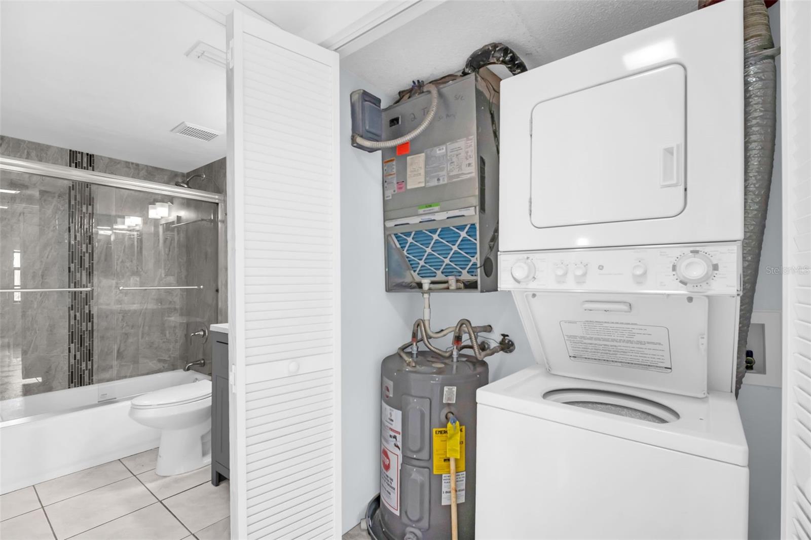 2400 WINDING CREEK BLVD #18-105 — photo 11