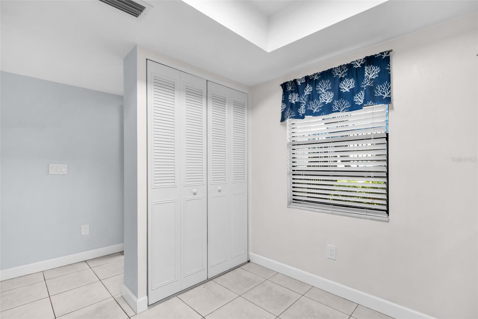 2400 WINDING CREEK BLVD #18-105 — photo 10