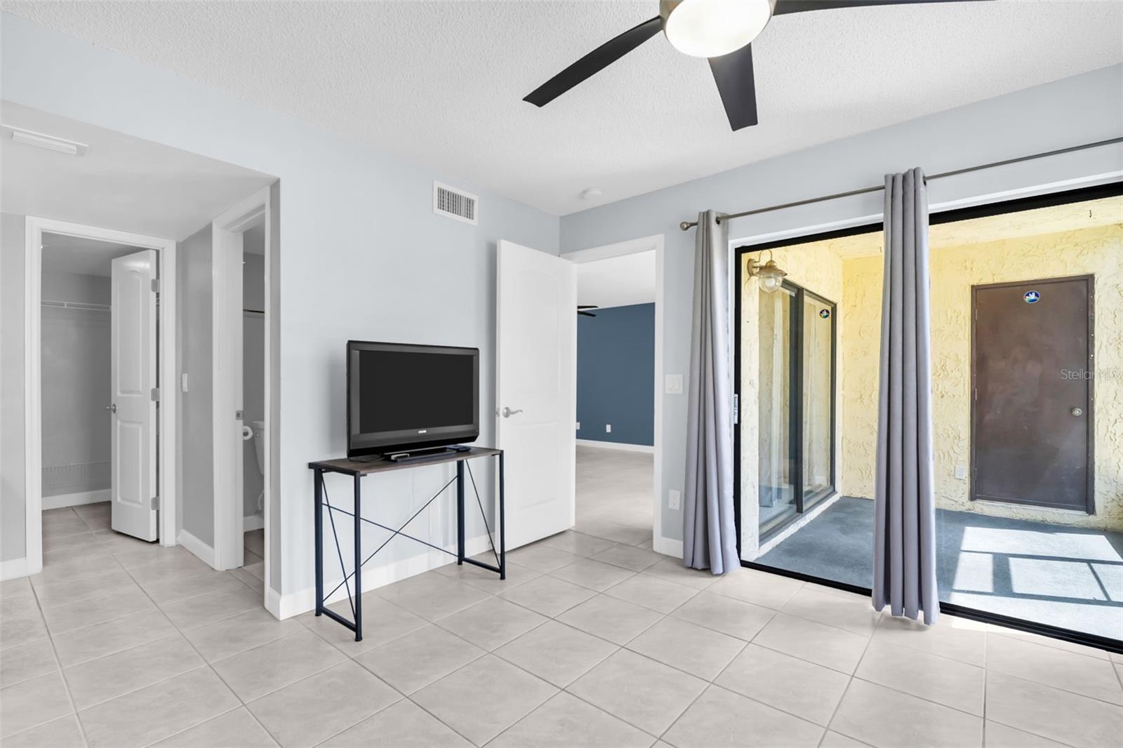 2400 WINDING CREEK BLVD #18-105 — photo 20