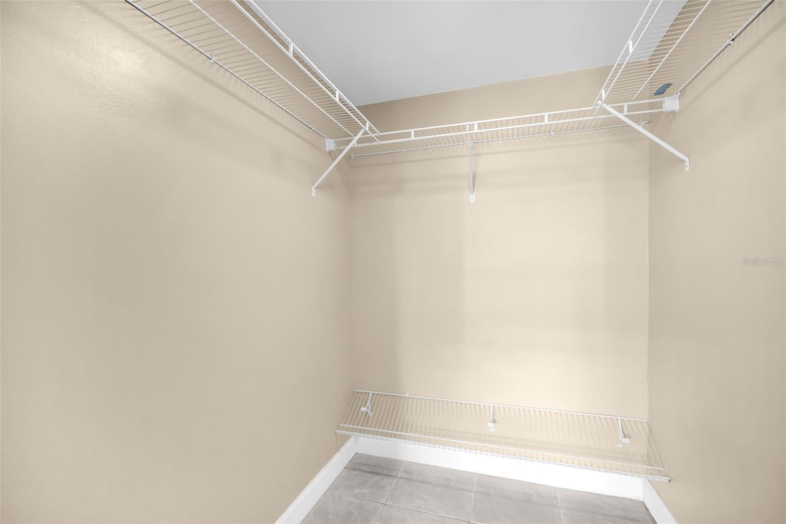 2400 WINDING CREEK BLVD #18-105 — photo 31