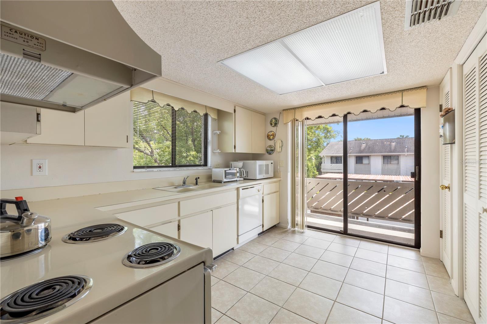 8023 FEATHER CT #D — photo 7
