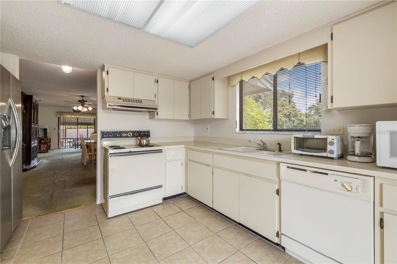 8023 FEATHER CT #D — photo 4