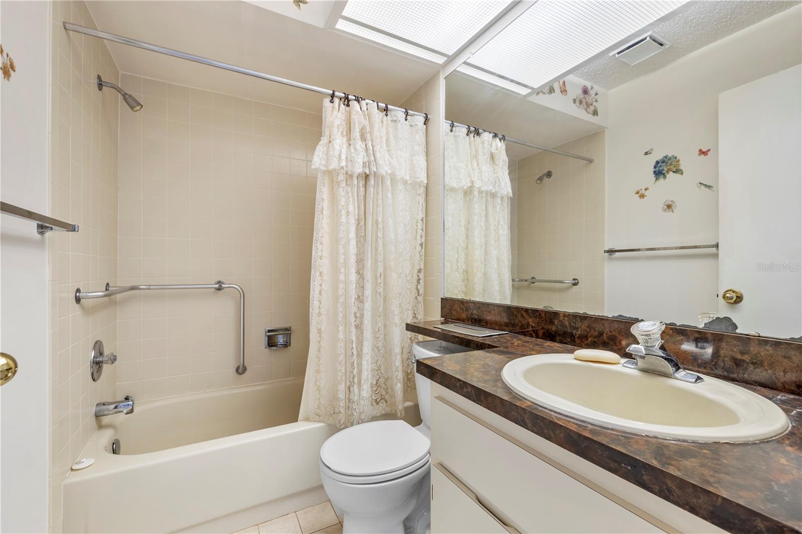 8023 FEATHER CT #D — photo 24