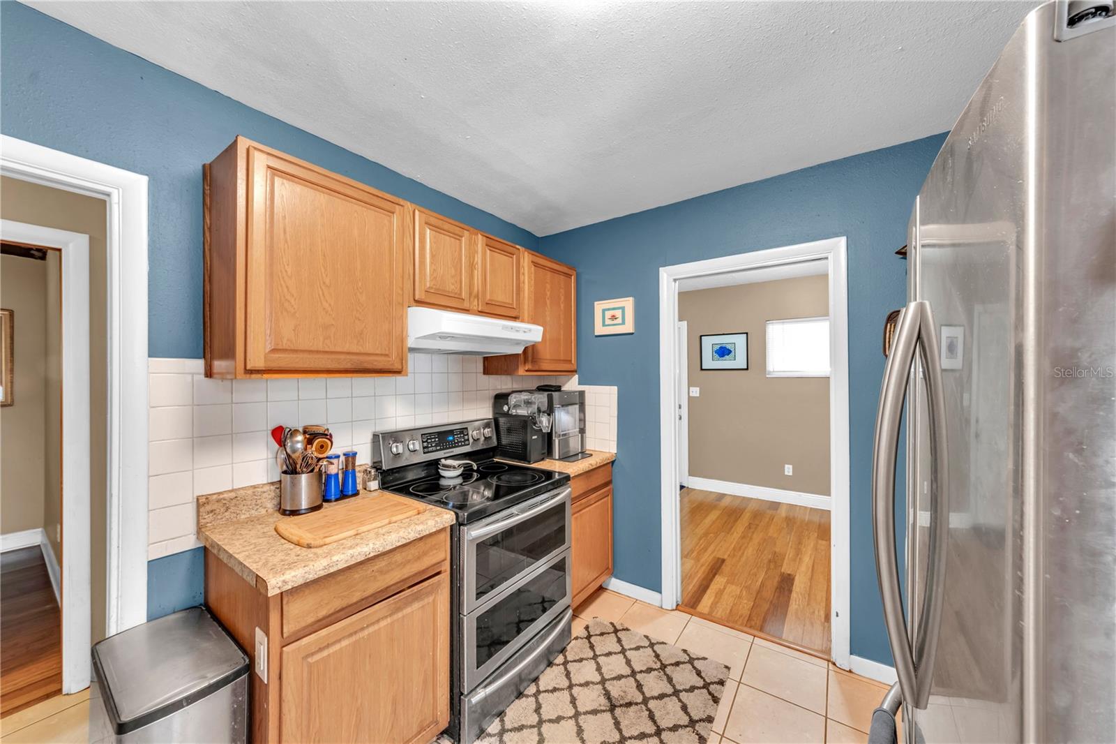 1104 E LAMBRIGHT ST — photo 13