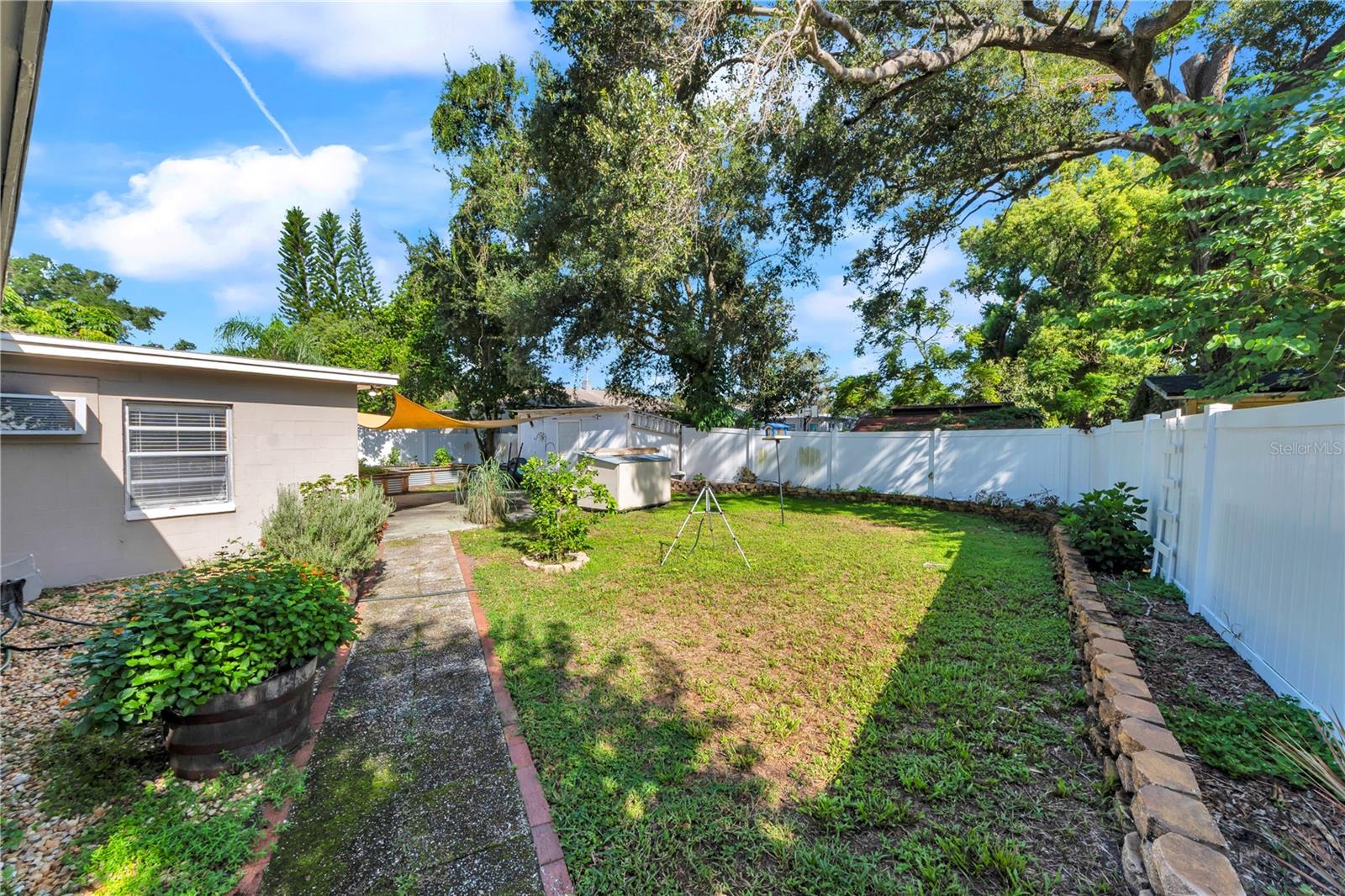 1104 E LAMBRIGHT ST — photo 30