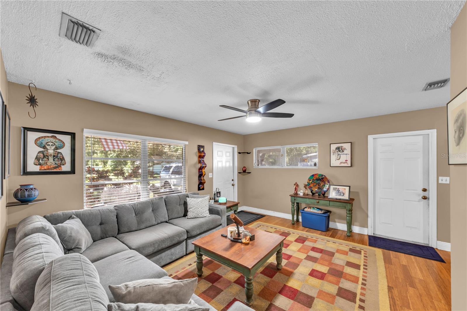 1104 E LAMBRIGHT ST — photo 10