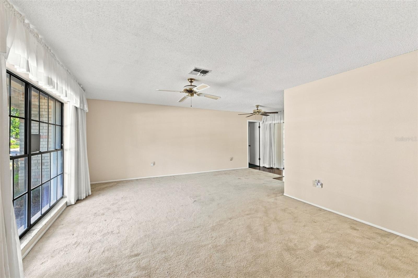 13300 SHADBERRY LN — photo 8
