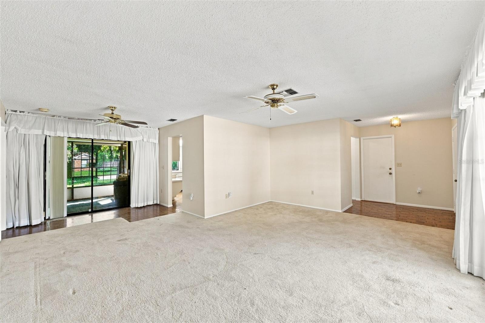 13300 SHADBERRY LN — photo 10