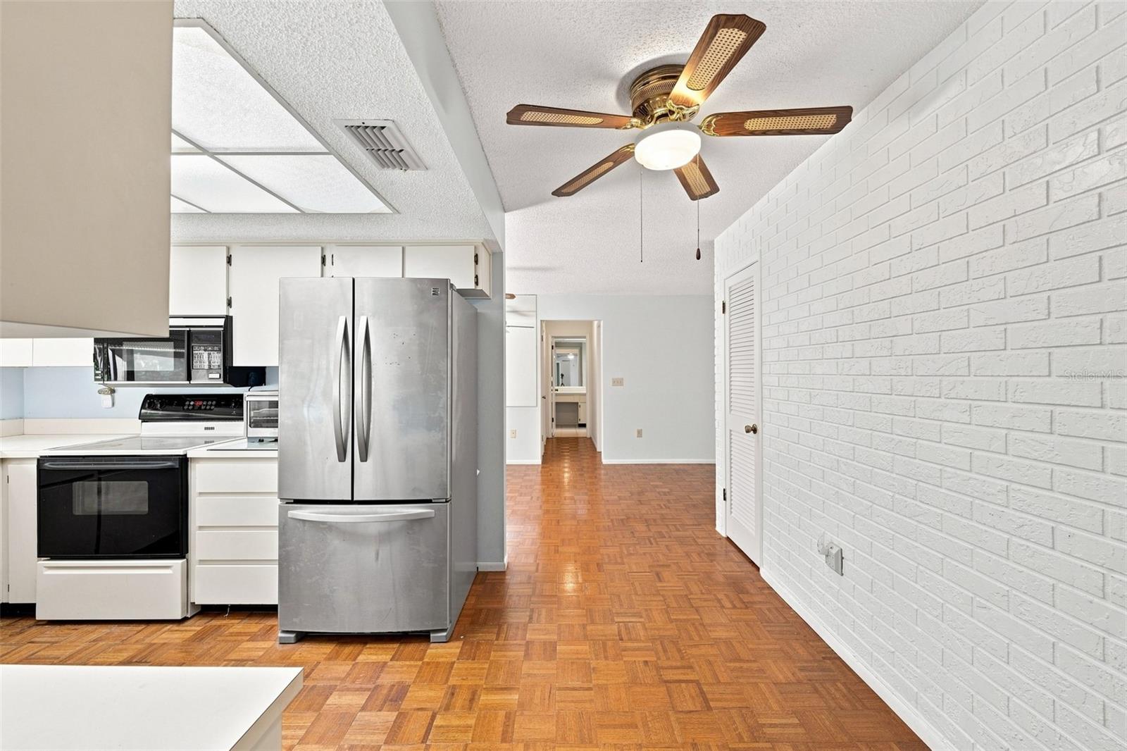 13300 SHADBERRY LN — photo 18