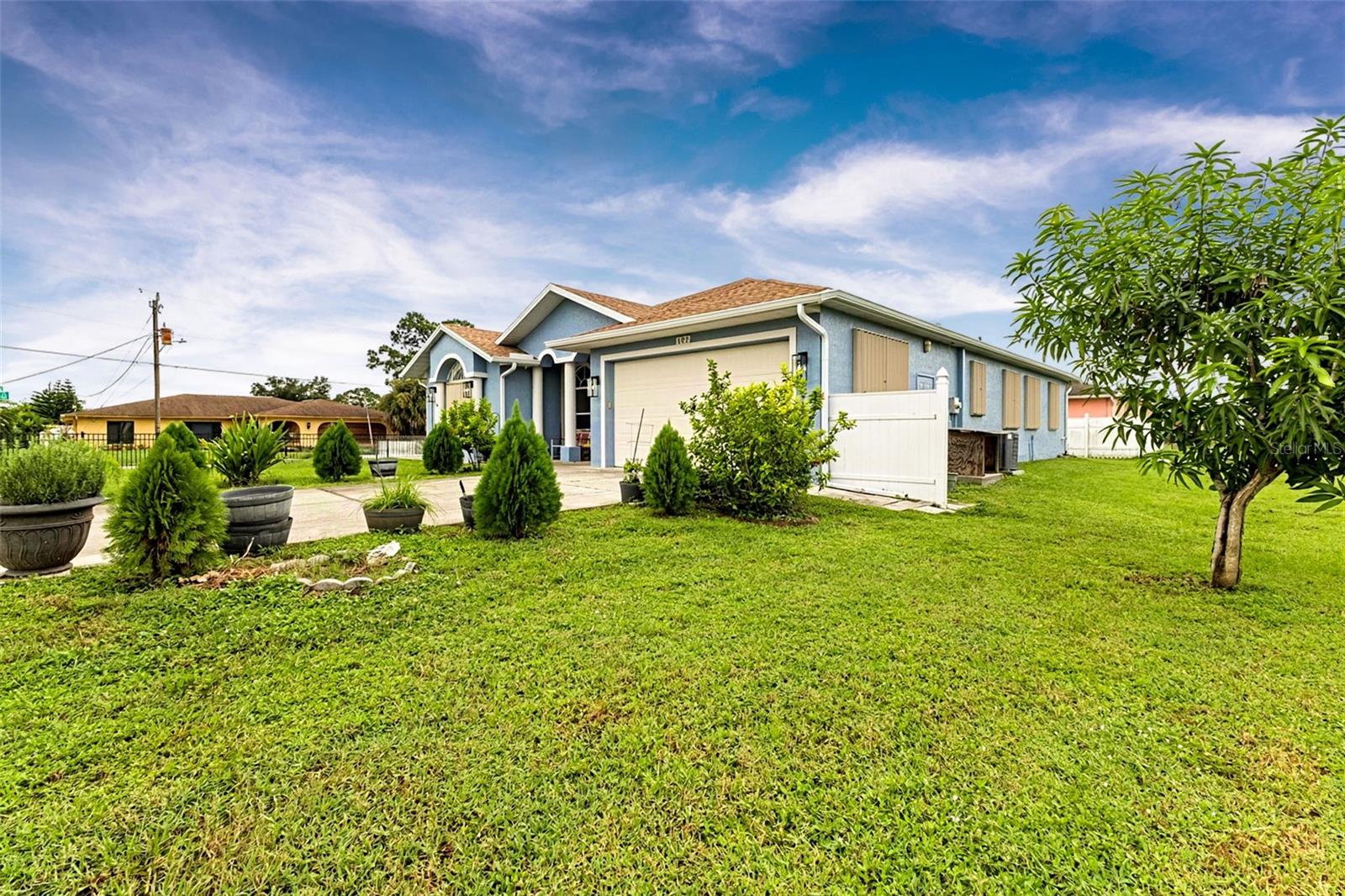 102 BAYAMO DR — photo 34