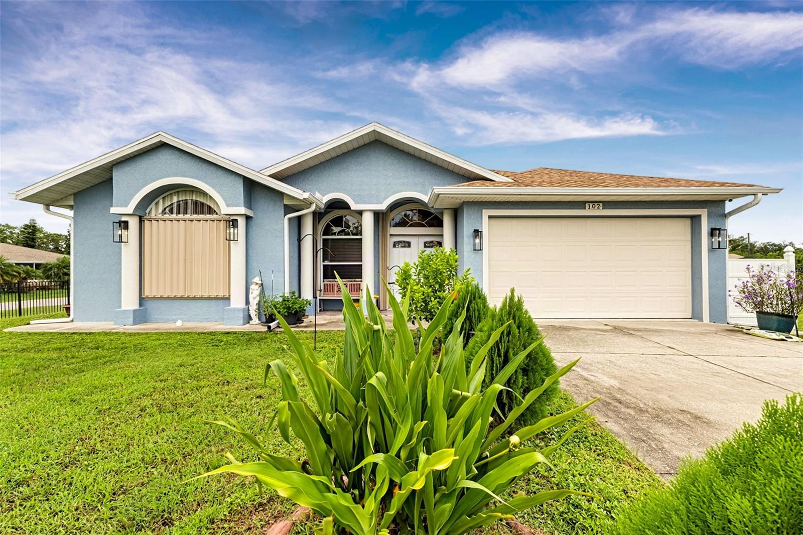 102 BAYAMO DR — photo 32