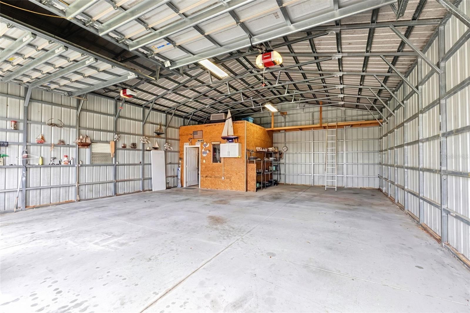 102 BAYAMO DR — photo 8