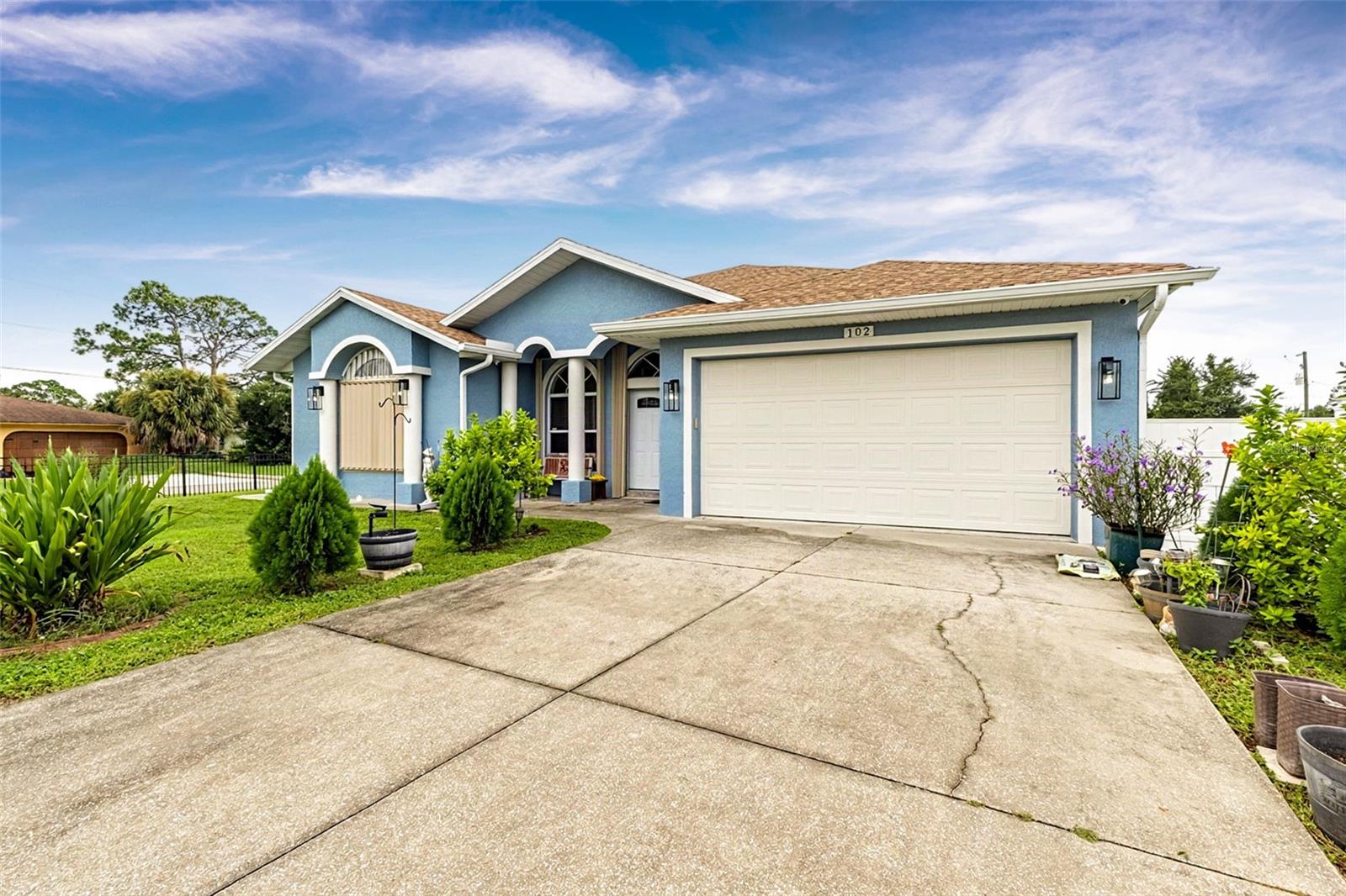 102 BAYAMO DR — photo 33