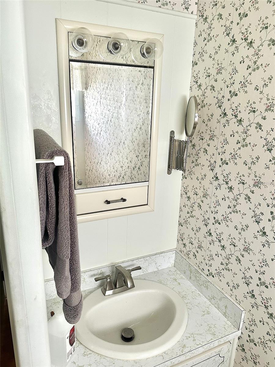 11114 101ST ST #110 — photo 13