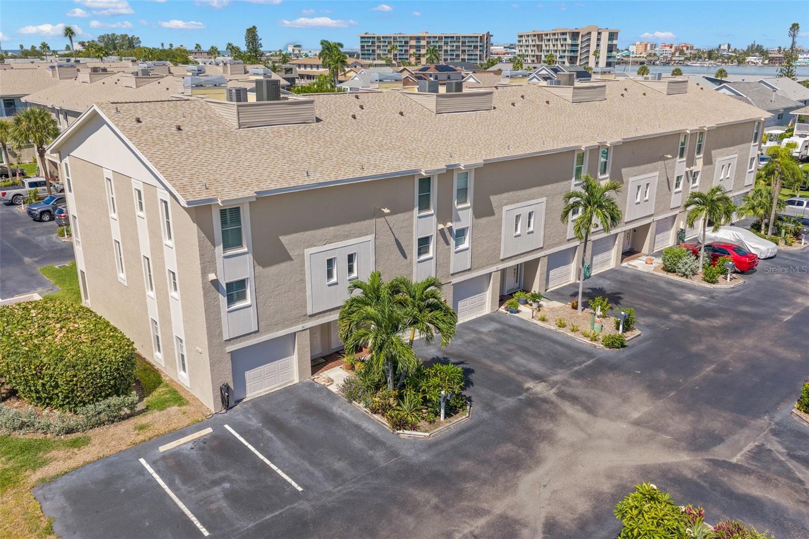 255 CAPRI CIR N #30 — photo 39