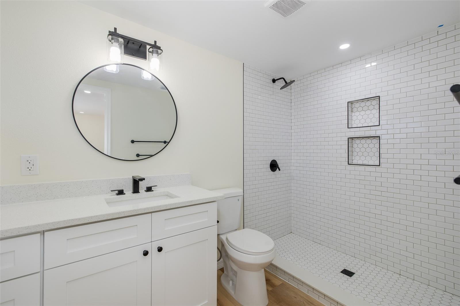 11611 NEWELL DR — photo 47