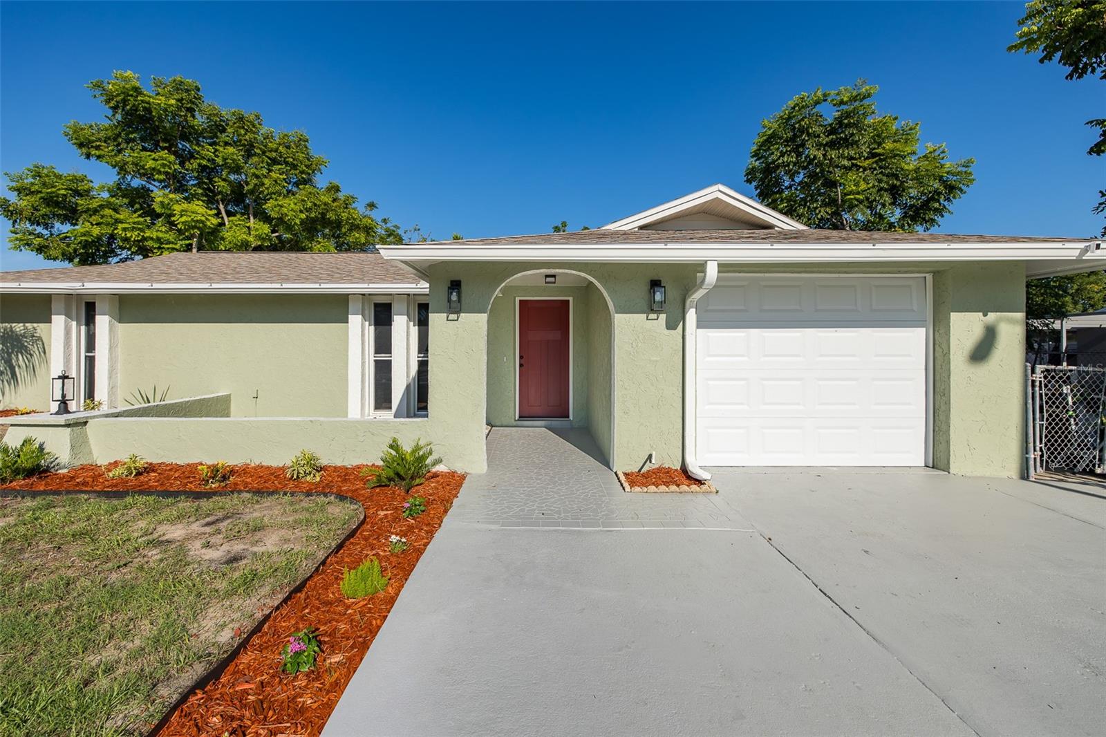 11611 NEWELL DR — photo 59