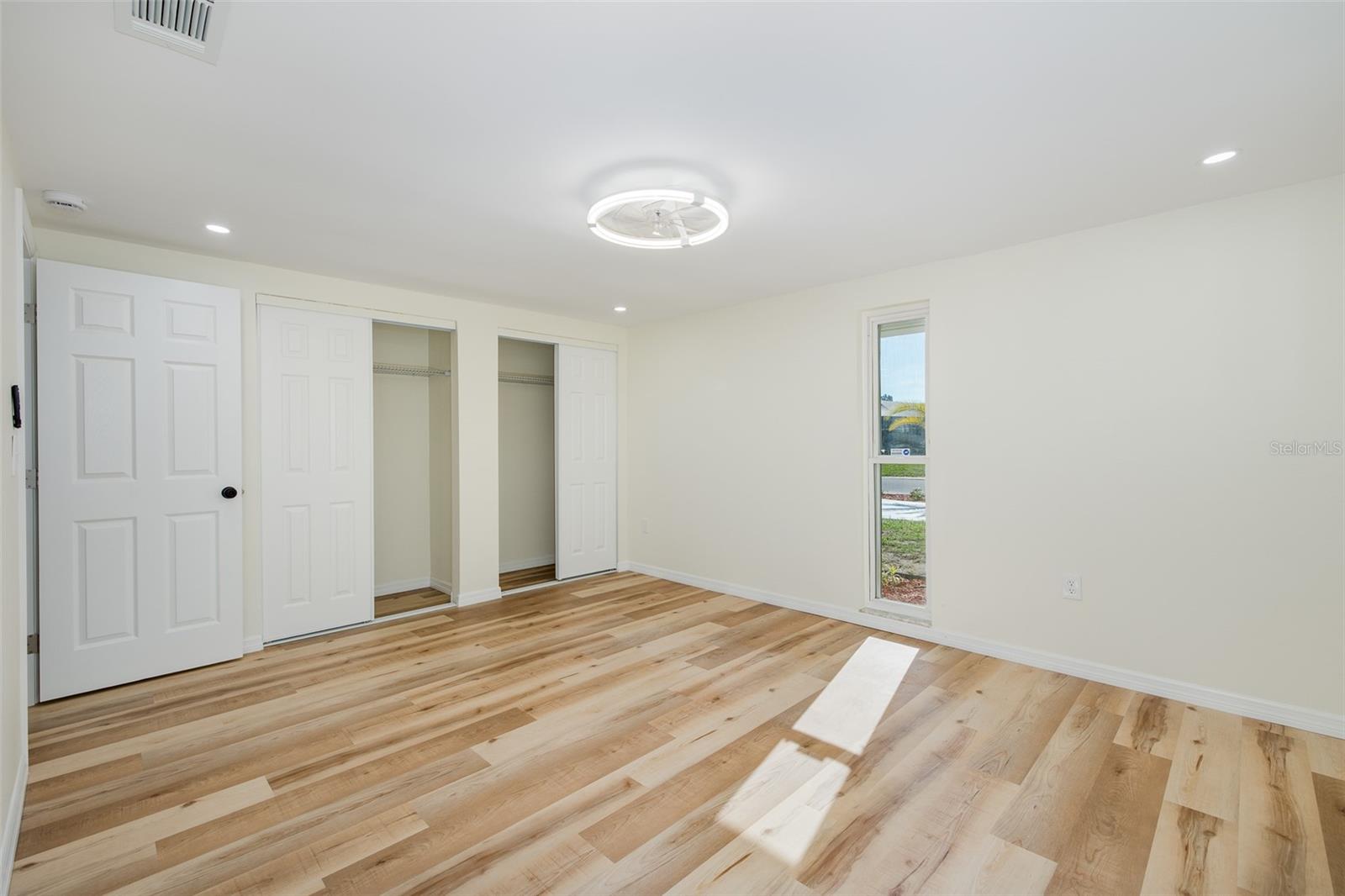 11611 NEWELL DR — photo 46