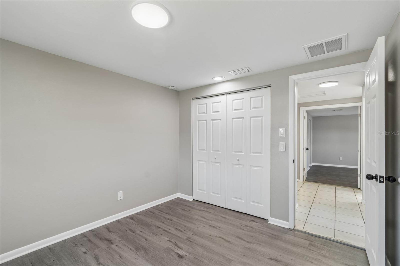 7111 GATEWAY CT — photo 52
