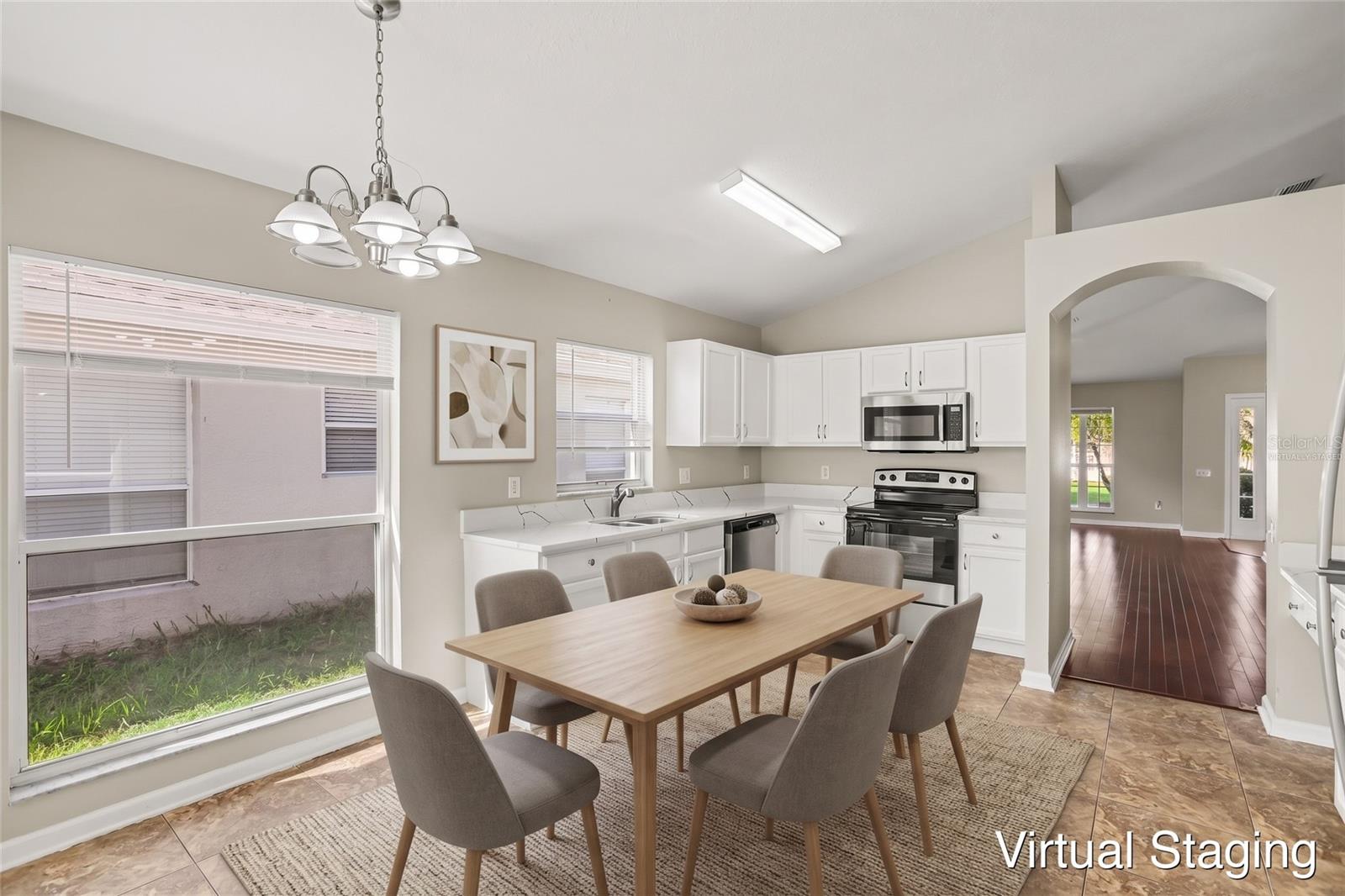 10317 HUNTERS HAVEN BLVD — photo 8