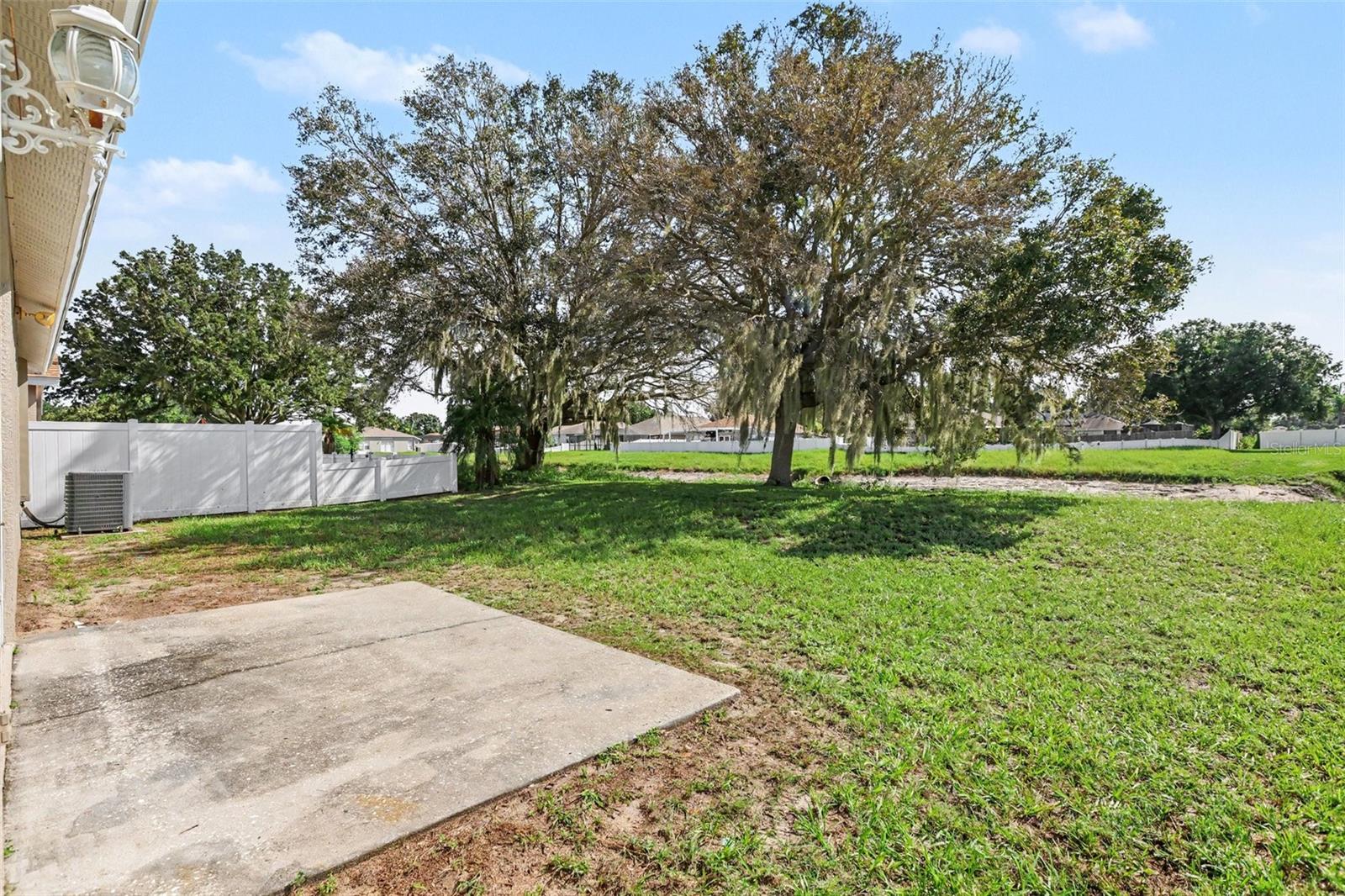 10317 HUNTERS HAVEN BLVD — photo 22