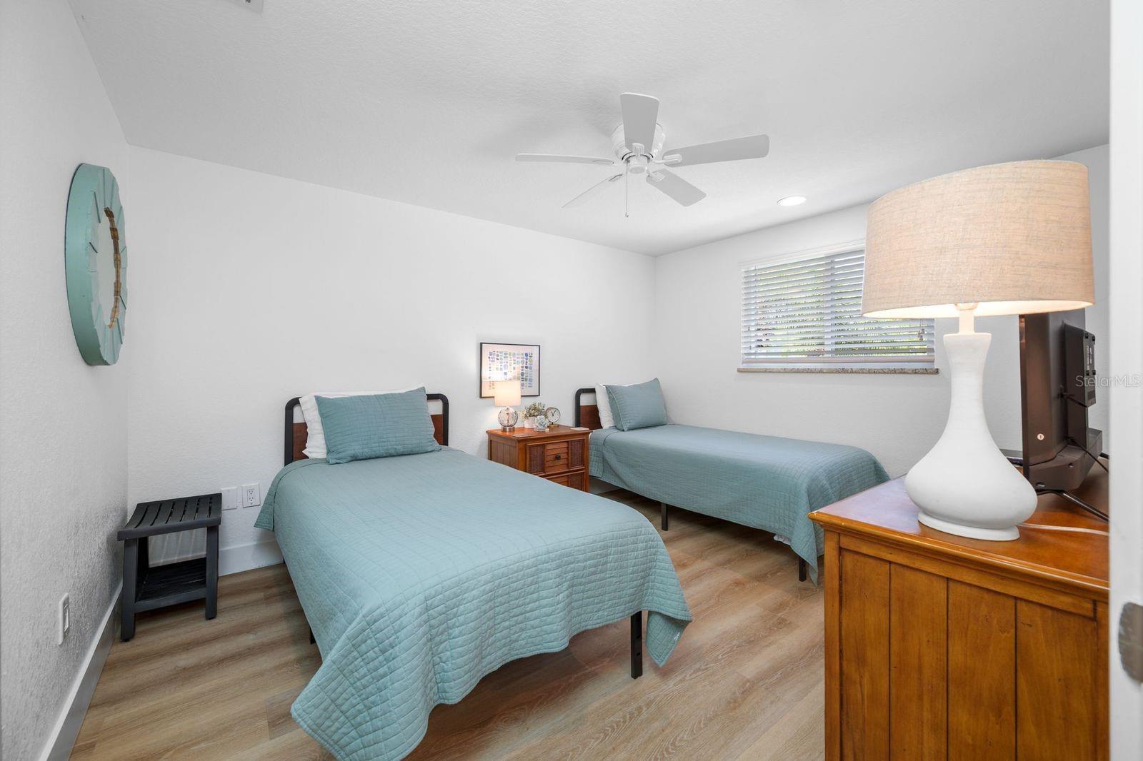 3007 AVENUE E #B — photo 16