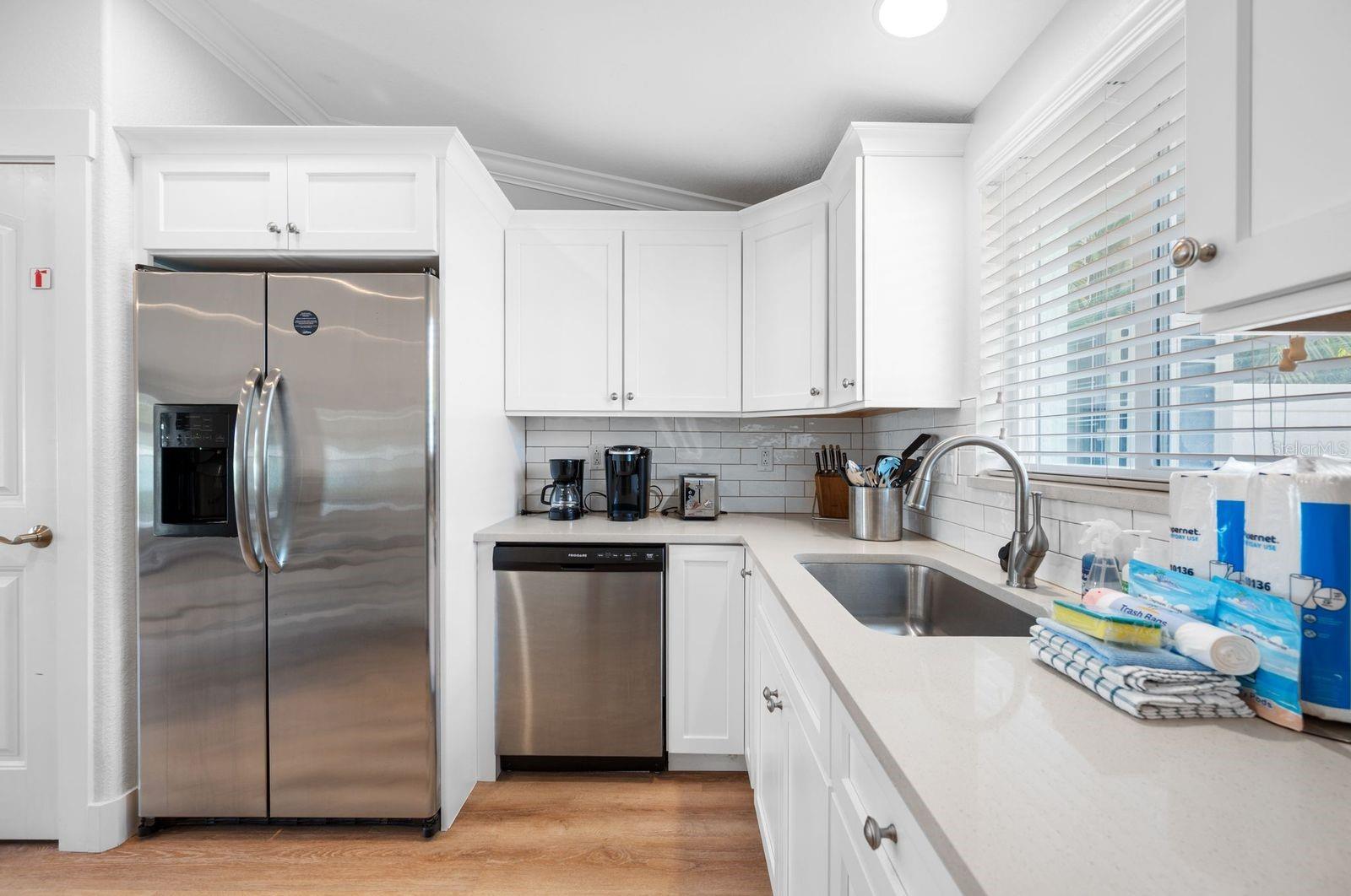 3007 AVENUE E #B — photo 14