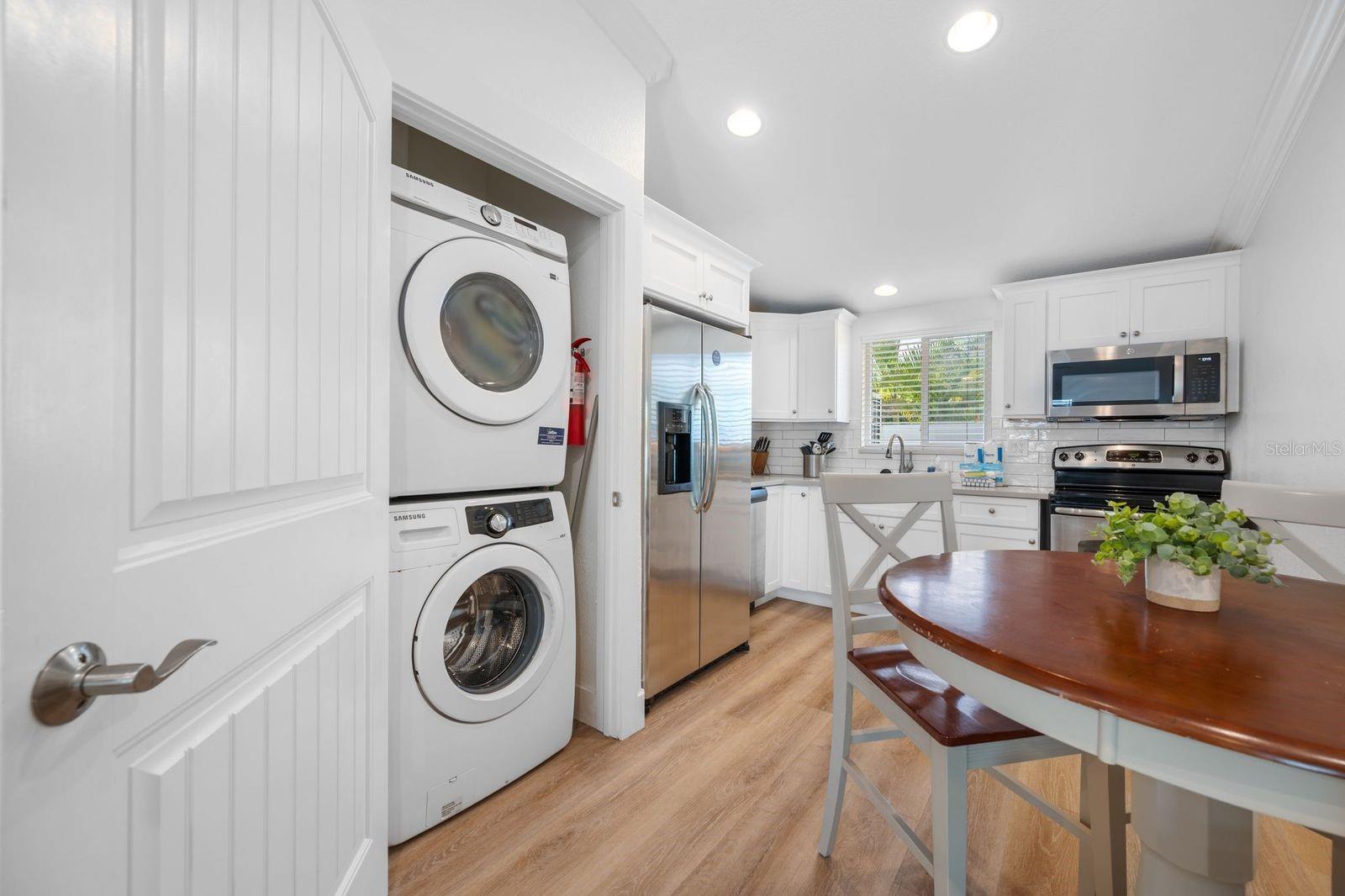 3007 AVENUE E #B — photo 12