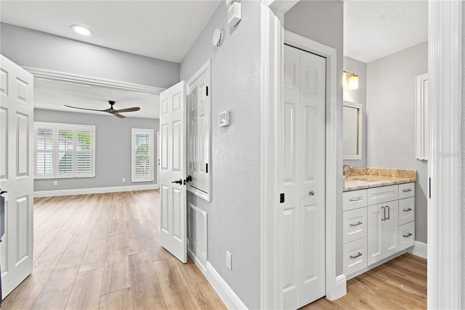 113 BOSPHOROUS AVE #1 — photo 26