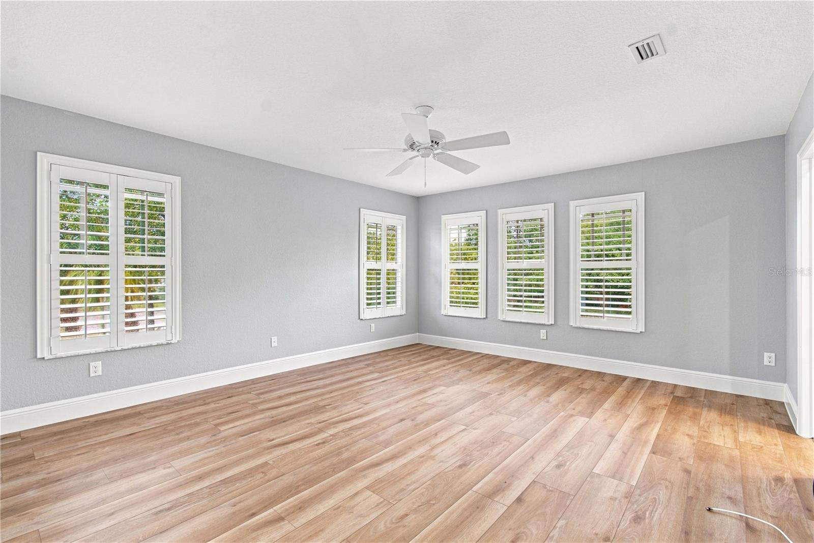 113 BOSPHOROUS AVE #1 — photo 19