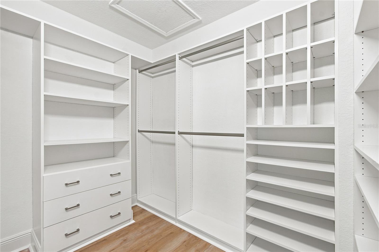 113 BOSPHOROUS AVE #1 — photo 22