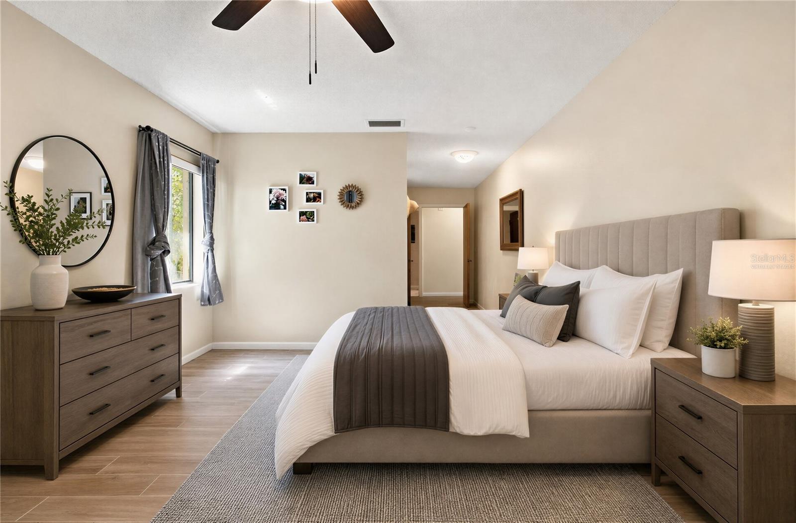 4607 CLOVERLAWN DR — photo 15