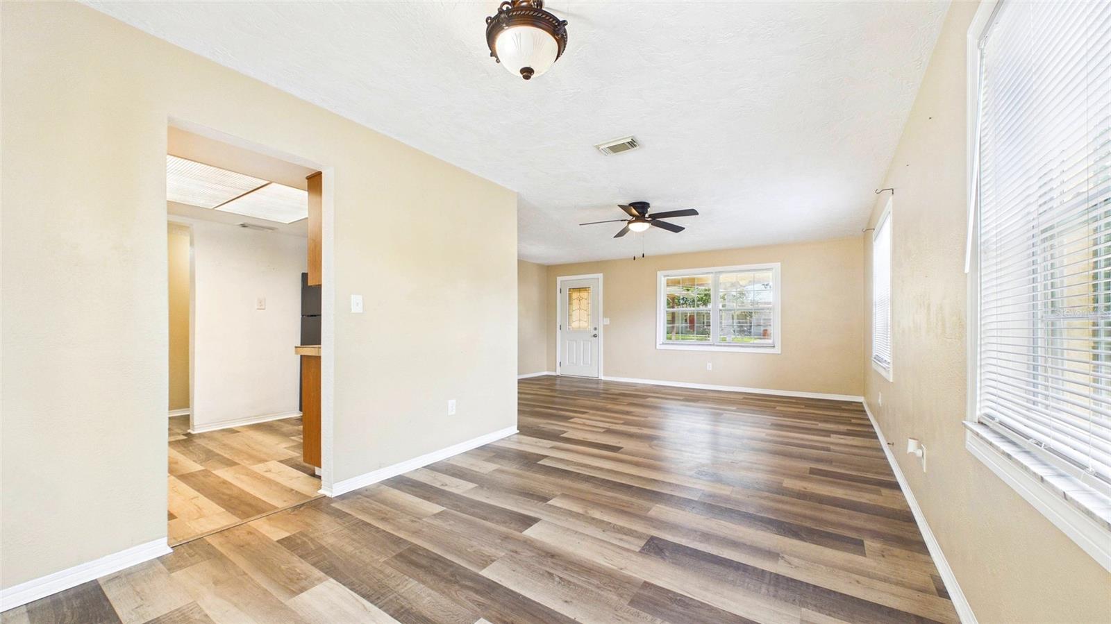 5029 EMERSON AVE S — photo 12