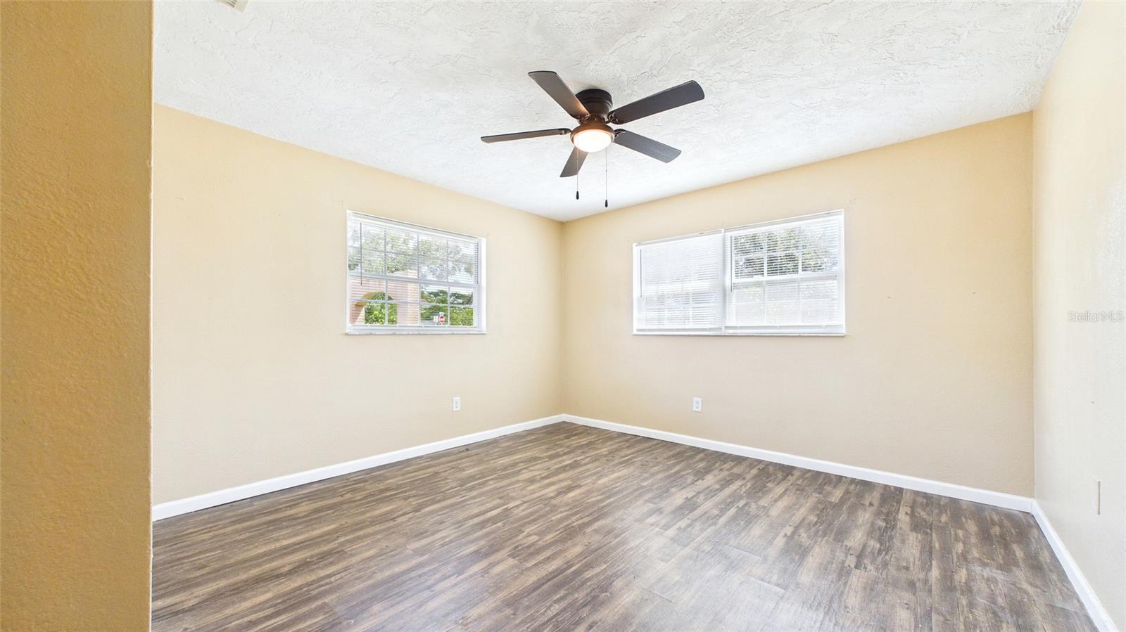 5029 EMERSON AVE S — photo 18