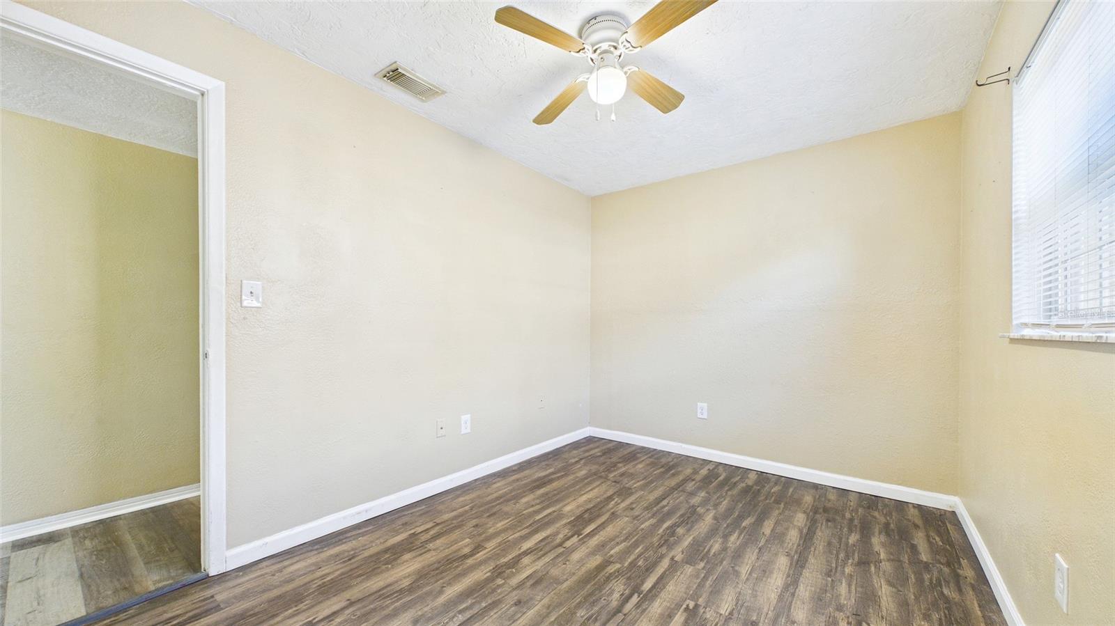 5029 EMERSON AVE S — photo 24