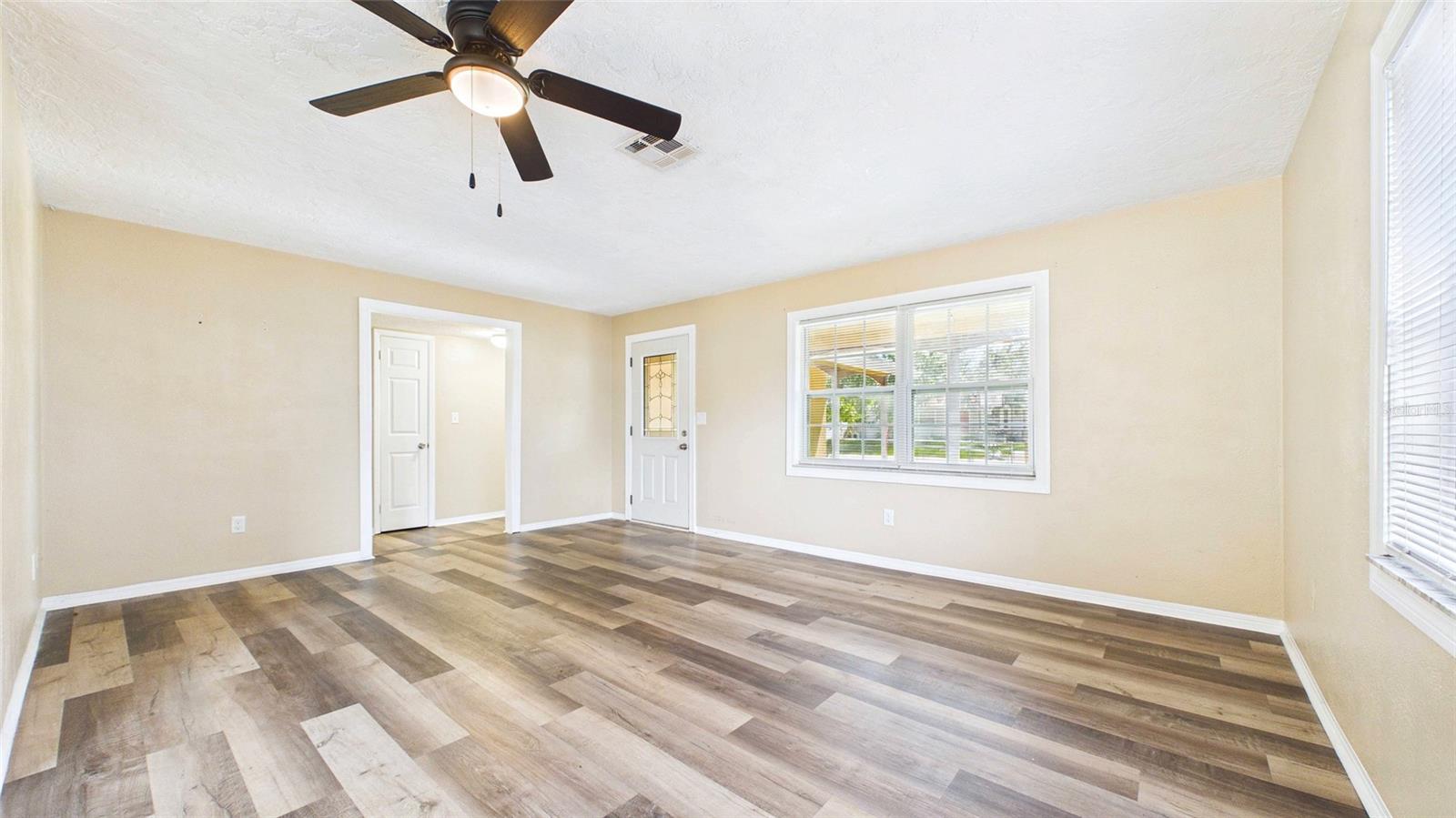 5029 EMERSON AVE S — photo 10