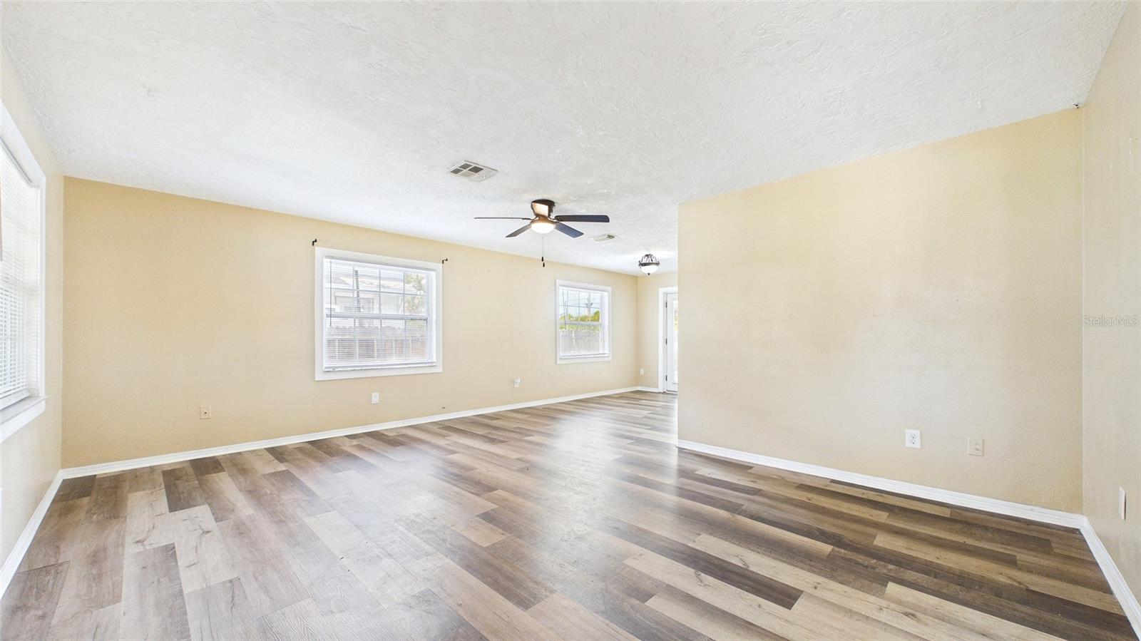 5029 EMERSON AVE S — photo 8